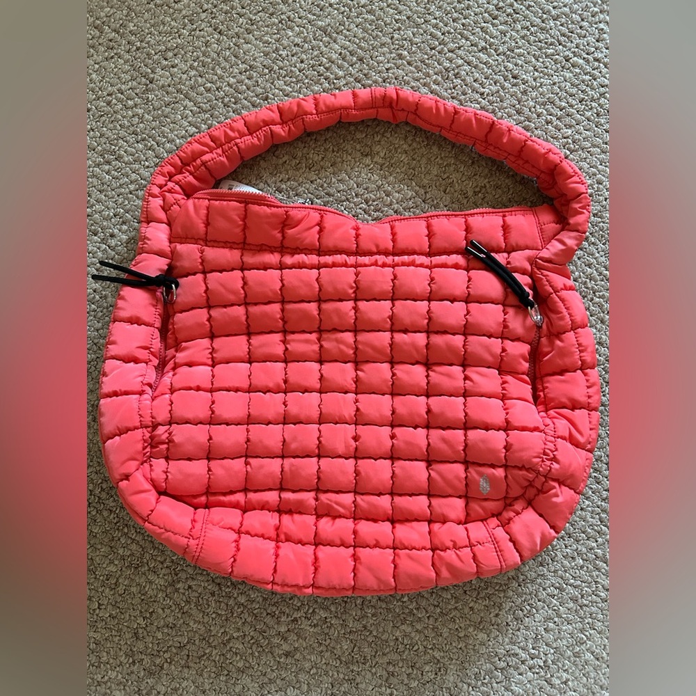 Free People NWT Caryall Puff Large bag pink - Picture 2 of 9